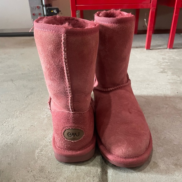 EMU fur inside boots - Picture 2 of 4